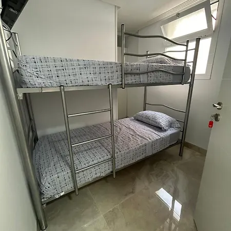 Doble O Compartida Con Bano Privado En El Centro De