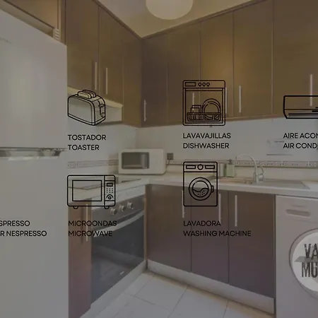 Appartamento De 4hab En La Latina Con Vistas A Centro Madrid
