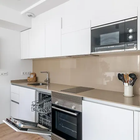 Caterina Cuzco Apartment Madrid