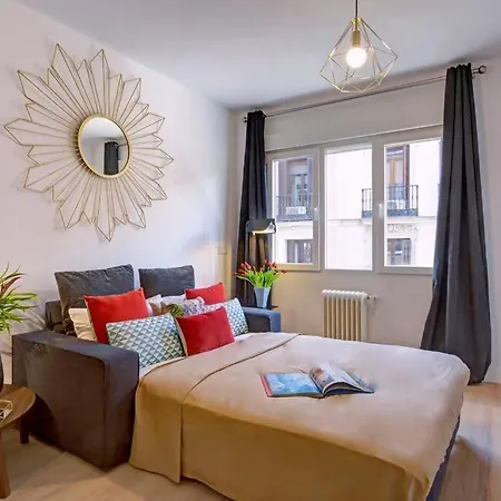 2 Steps To Gran Viapuerta Del Sol Plaza Mayorv10 Apartment Madrid