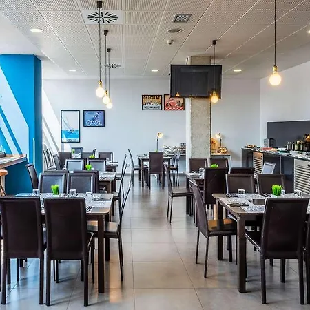 Tryp Airport