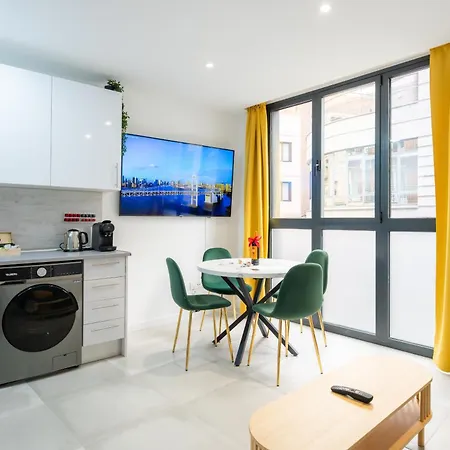 Lemon & Bernabeu Apartmanhotel