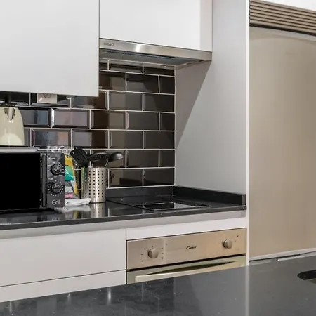 2 Bedrooms 2 Bathrooms Furnished - Malasana - Bright And Refurbished - Mintystay Madri