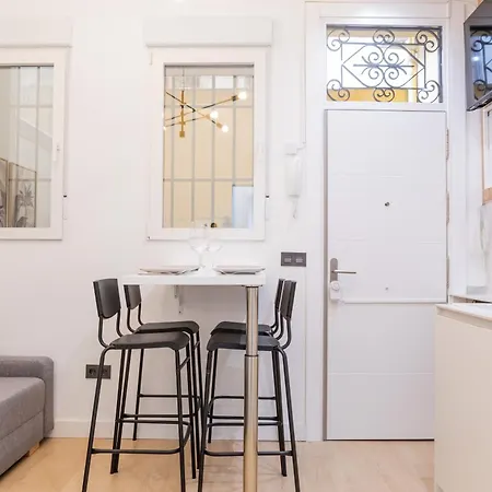 Malasana Apartment, Y Acogedor