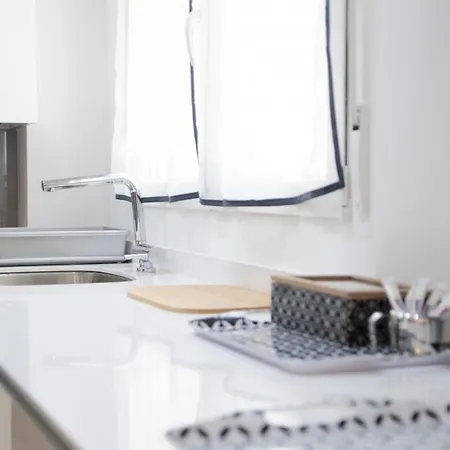 Apartment Modern And Cozy- 2 Bedrooms 2 Bathrooms- San Eugenio- Mintystay Madrid