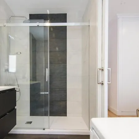 Apartment Modern And Cozy- 2 Bedrooms 2 Bathrooms- San Eugenio- Mintystay