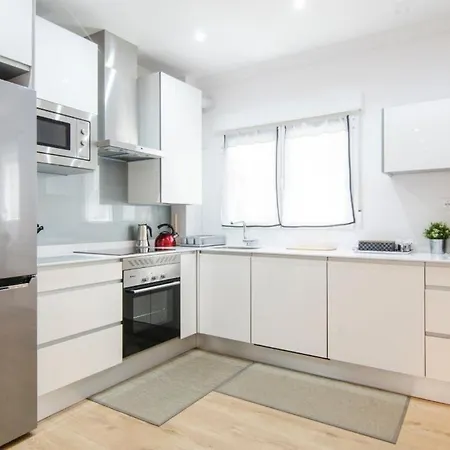Modern And Cozy- 2 Bedrooms 2 Bathrooms- San Eugenio- Mintystay