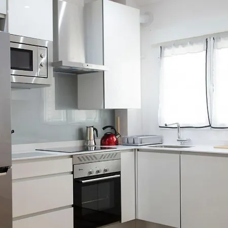 Apartment Modern And Cozy- 2 Bedrooms 2 Bathrooms- San Eugenio- Mintystay Madrid