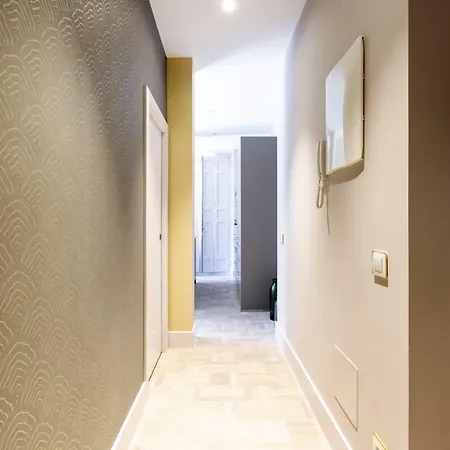 Precioso En La Plaza De La Paja Latina Appartement *