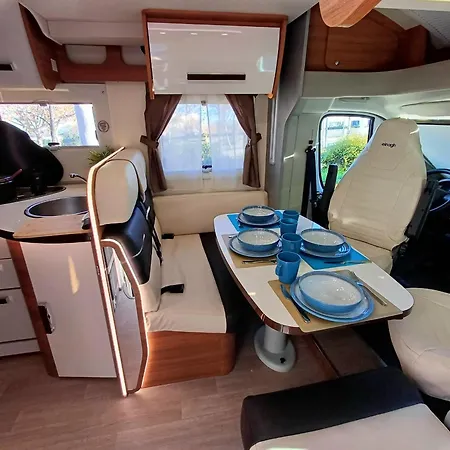 Kemp Autocaravana De Lujo Elnagh