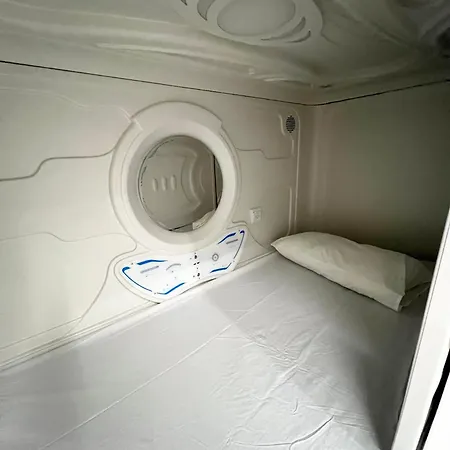 Napoles Hostel Madrid