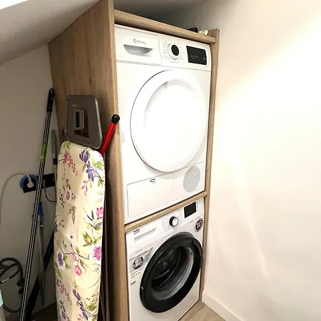 Duplex Moderno Y Acogedor Junto A Atocha Apartamento