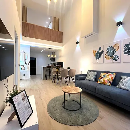 Duplex Moderno Y Acogedor Junto A Atocha *