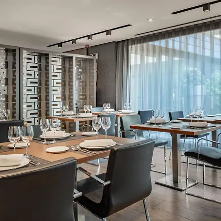 Hotel Ac Atocha By Marriott
