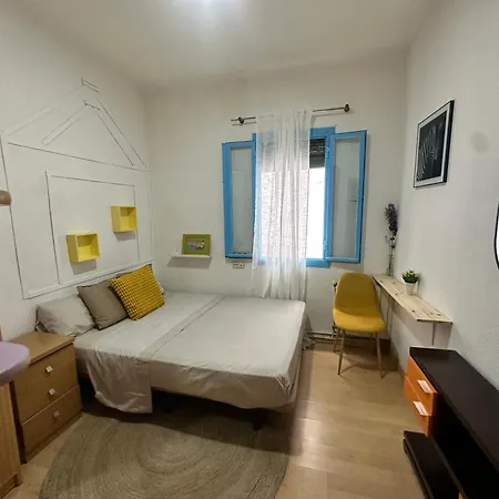 Apartamento Lavapies Apartment *