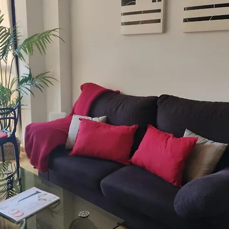 Piso Con Piscina Y Garaje En Zona Plenilunio Apartment