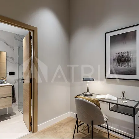 Designer 4 Apartament *