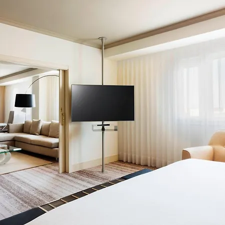 Marriott Auditorium & Conference Center Hotel 4*
