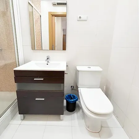 Comodas En Piso Amplio Guest house