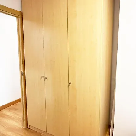 Comodas En Piso Amplio