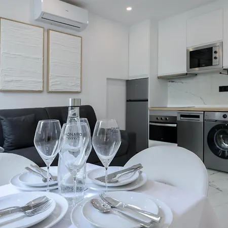 New Elegante, 2br And 1bth Madrid