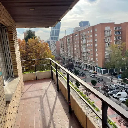 Chamartin St Calle Mauricio Legendre *