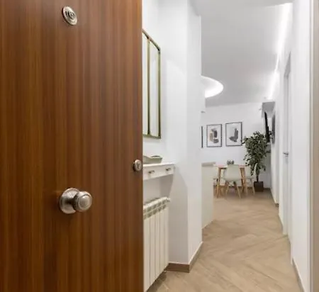 Apartment Artbel En Embajadores *
