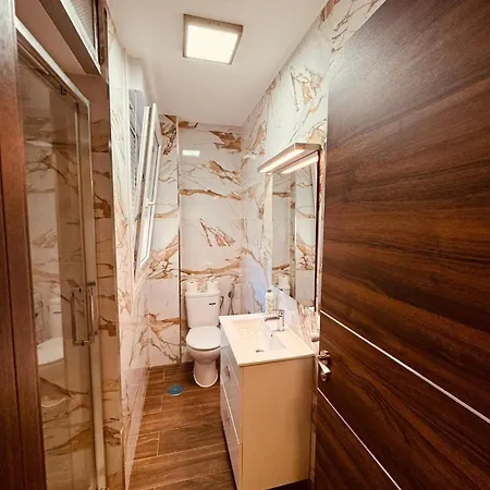 Apartamento 16 Mirasierras