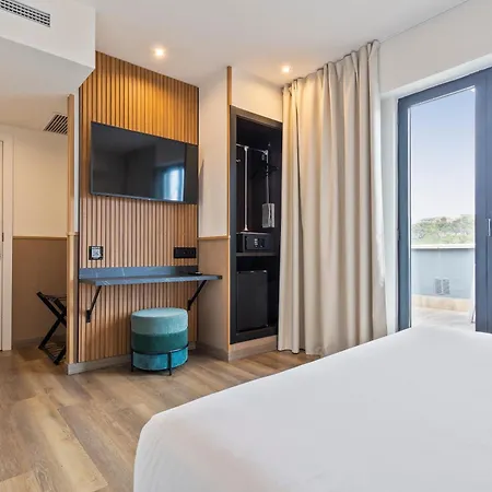 Acta Madfor Hotell