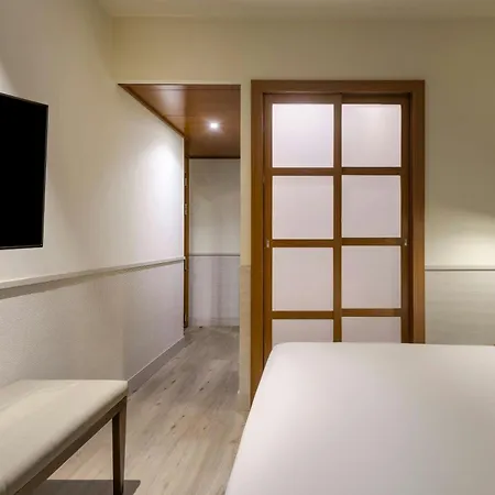 Ac Los Vascos By Marriott