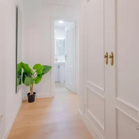 Apartamento A Tus Pies 4, Carretas 25 Madrid