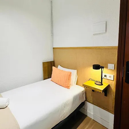 Autentic Boutique Moncloa * Μαδρίτη