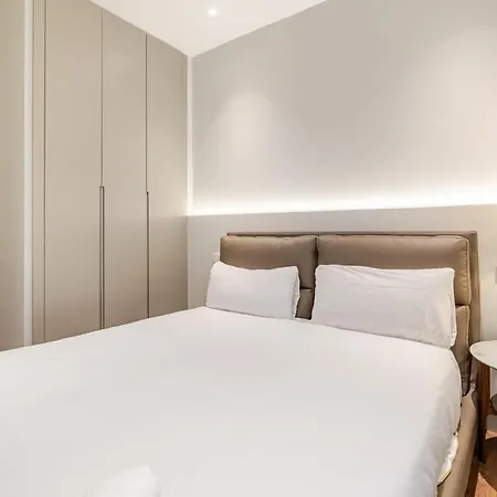 Luxury & Exclusive Salamanca 10 Pax Apartment *