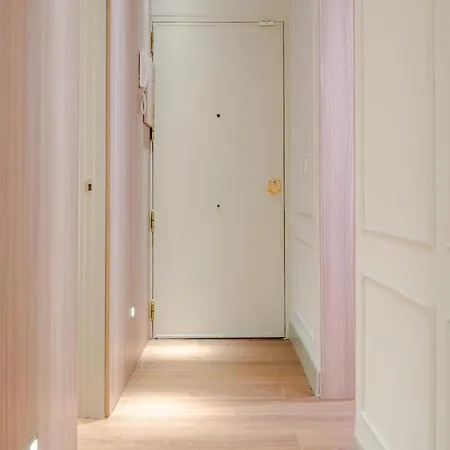 Luxury & Exclusive Salamanca 10 Pax Apartment Madrid