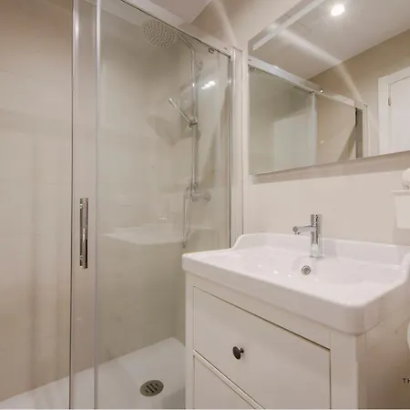Apartment Vive Un Ambiente Unico 8 En Santa Ana 6 Madrid