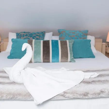 Oshun Salamanca Iii Midstay Living アパート *