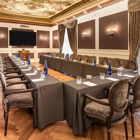 Hotell Catalonia Las Cortes