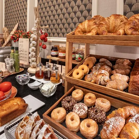 Catalonia Las Cortes Hotell 4*