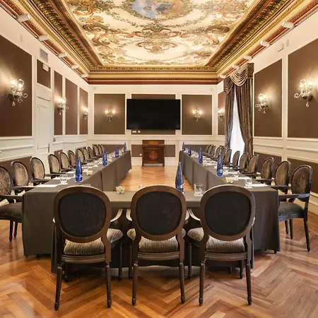 Catalonia Las Cortes Hotell
