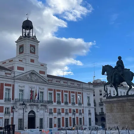 Larga Noviciado Centro *