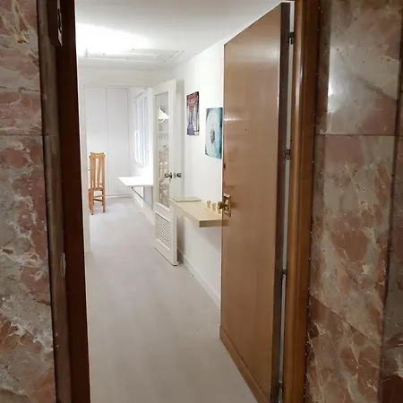 Centrico Y Muy Tanquilo Junto A Plaza De Espana 아파트