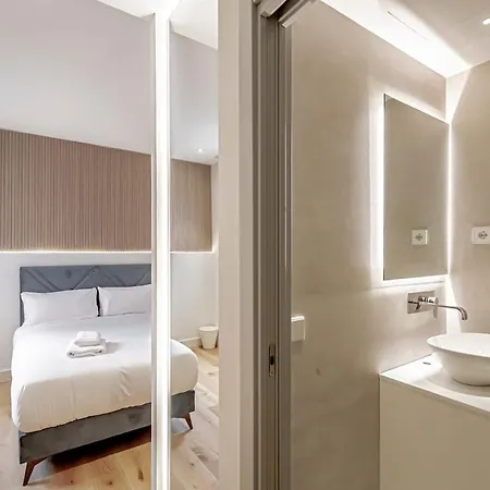 Apartment Stylish 5br Flat With Terrace *
