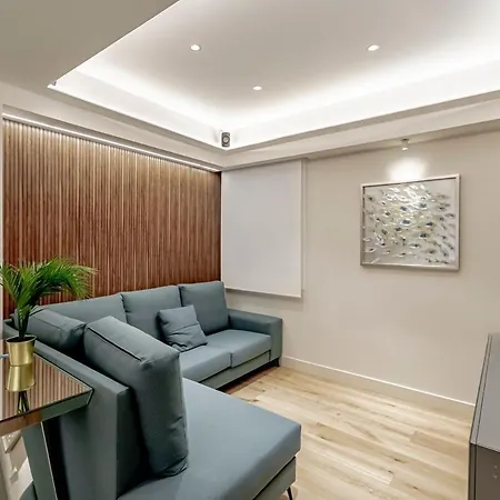 Stylish 5br Flat With Terrace Apartment Madrid