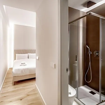 Stylish 5br Flat With Terrace
