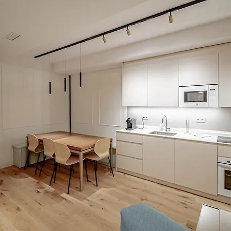 Stylish 5br Flat With Terrace Madrid