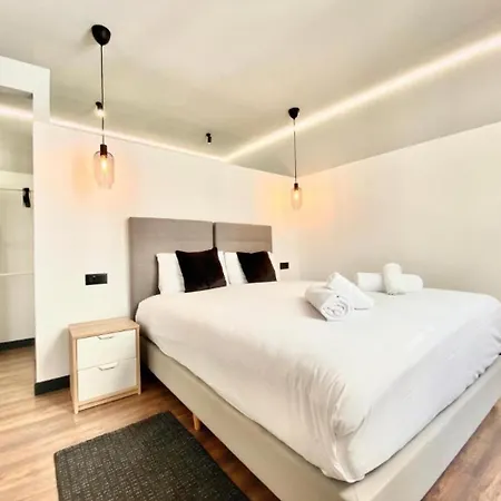 Montera Center بيت ضيافة