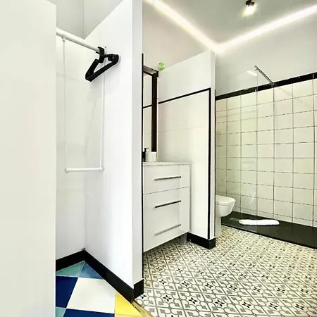 بيت ضيافة Montera Center