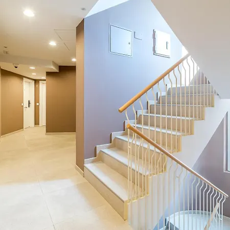 Caterina Cuzco Apartment Madrid