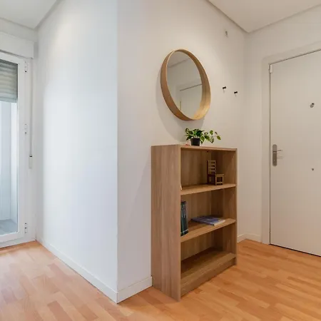 Cozy With Pool -1bedroom 1bathroom-bernabeu Apartment Madrid