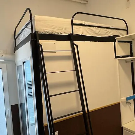 罗安诺旅馆 马德里